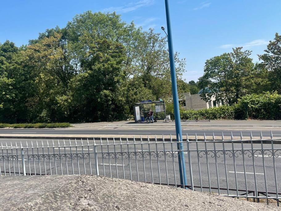 F3 Entier J - Proche Roissy-Villepinte-Paris Вилье-ле-Бель Экстерьер фото